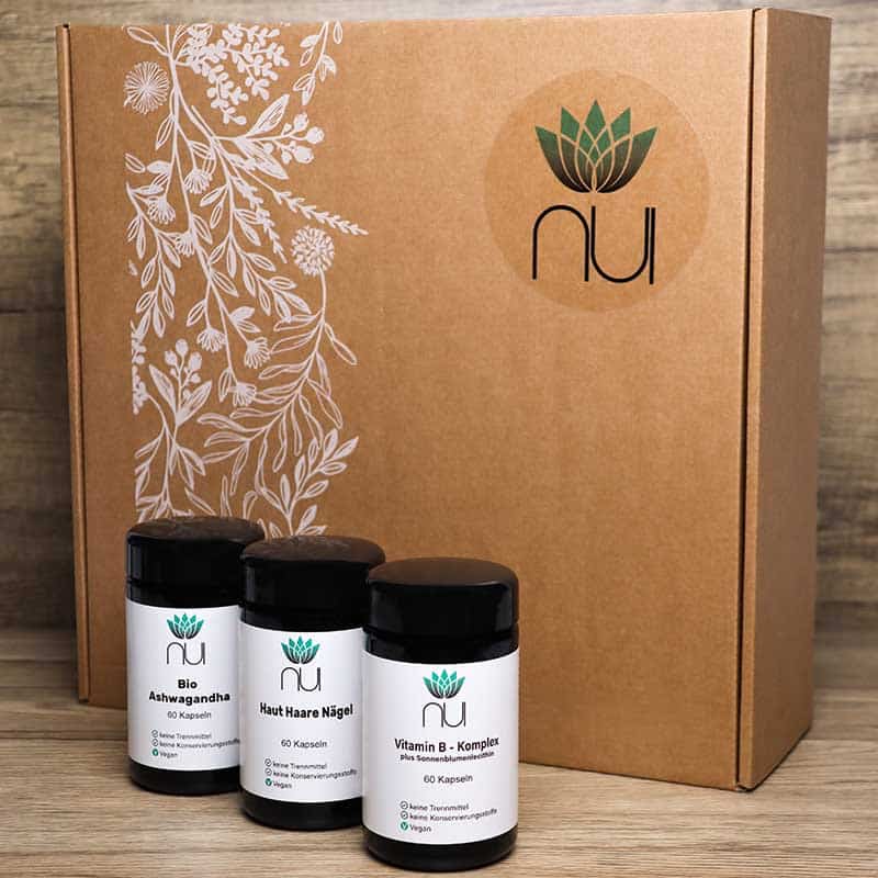 NUI Woman Beauty Box Vitamin B-Komplex, Haut Haare Nägel, Bio Ashwagandha daneben ein Karton