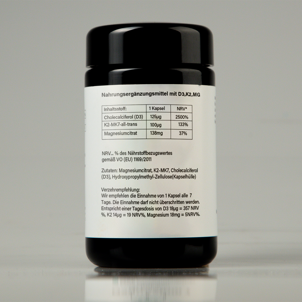 Produktektikett mit Inhaltsstoffen der NUI Vitamin D3, K3, Magnesium Kapseln