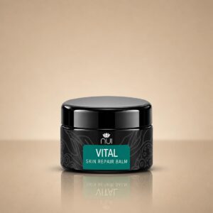 NUI VITAL SKIN Repair Balm im schwarzen Violettglas-Tiegel, 30 ml
